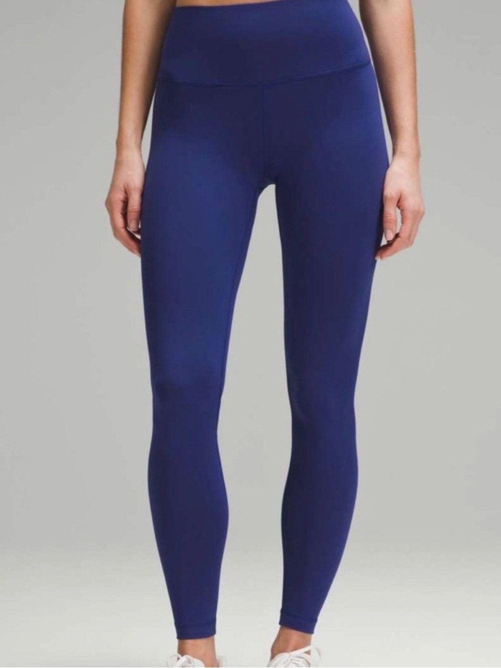 Lululemon wunder under leggings size 2! 28 inches